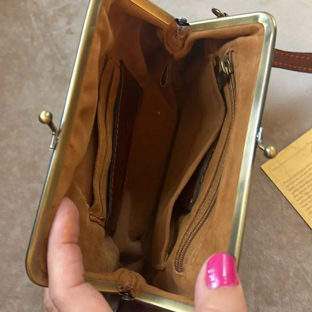 Like New!!! Patricia Nash Leather Snap Wristlet with Registration Card